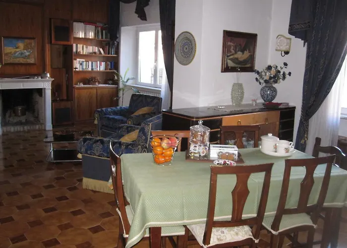 Luisa Apartmán Avezzano